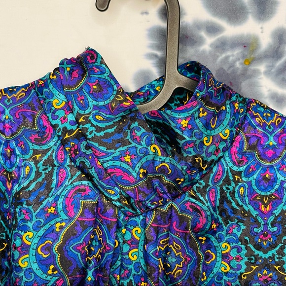 Vintage Notations Petite Turtle Neck Pattern Blouse - Picture 4 of 7